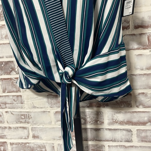 Trouve marks stripe blouse medium - Picture 2 of 5